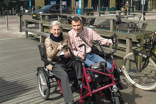 Met een Saar ga je er sneller samen op uit en genieten ouderen van leuke dagbesteding